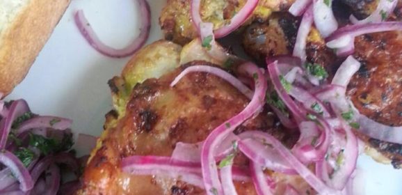 Tandoori kip met uien relish